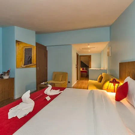 Taksim Nis - Istiklal Street Hotel 3*