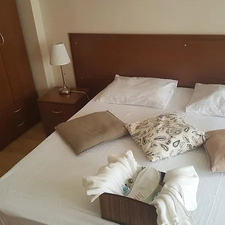 Persian Aparthotel 3*