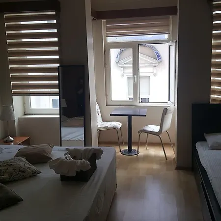 Persian Istanbul