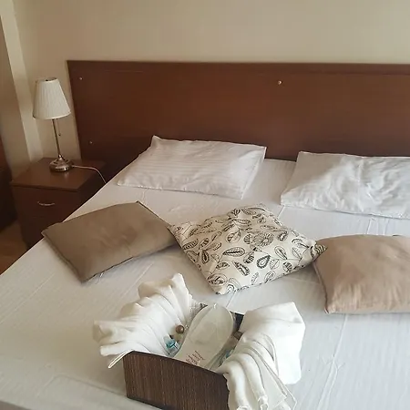 Persian Aparthotel 3*
