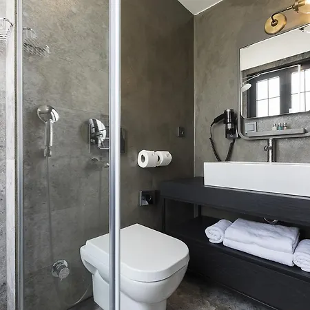 Nabu Karakoey Hotel 3*