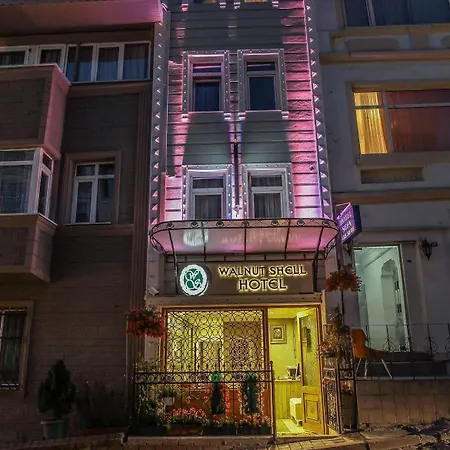 Walnut Shell Отель Стамбул