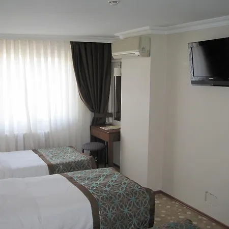 Отель Avlonya 3*