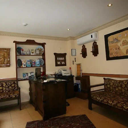 Hanedan Hotel