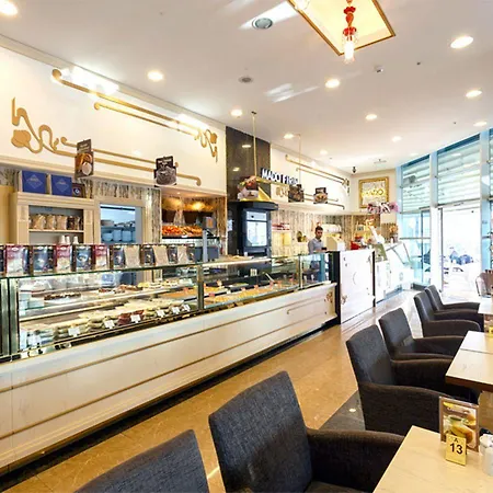Flora Atasehir *