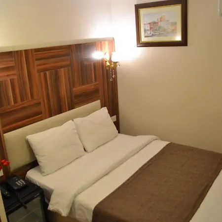 New Fatih Hotel