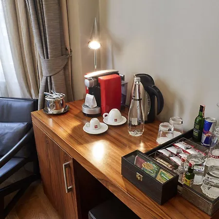 Hotel Taksim Prelude 4*