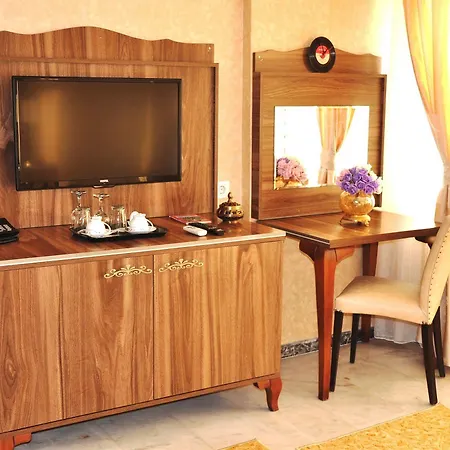 Hotel Harbiye 2*