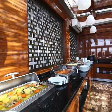 Monaco Hotel 4*