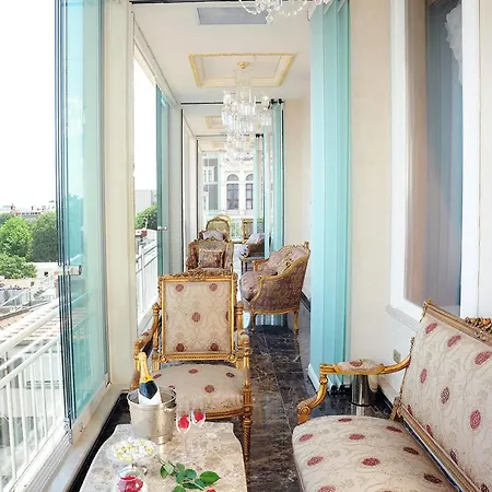Maroon Bosphorus Отель Стамбул