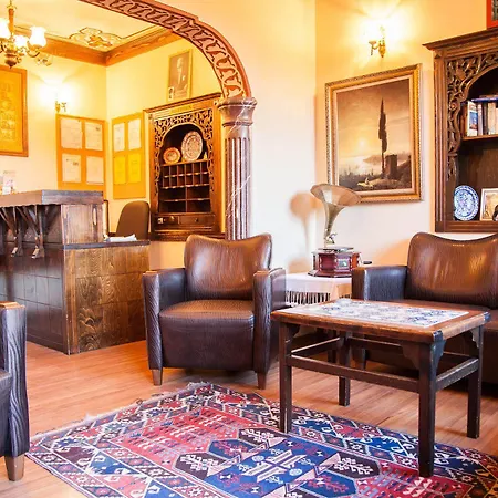 Cem Sultan Hotel 2*