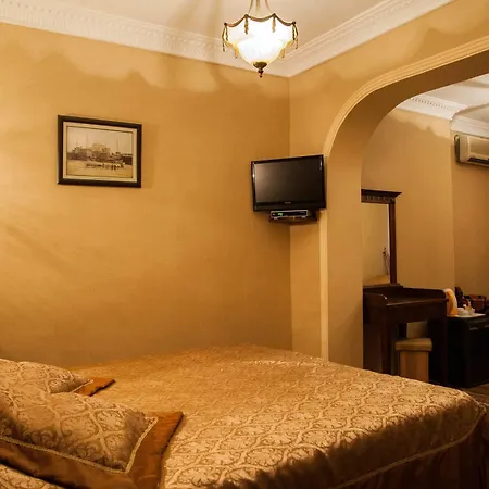 Cem Sultan Hotel 2*
