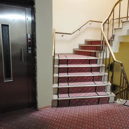 Aden Hotel