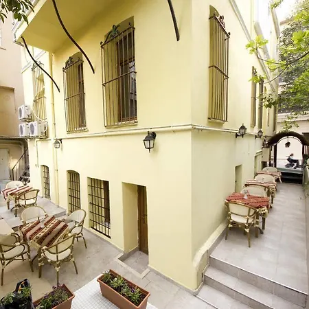 New House Hotel