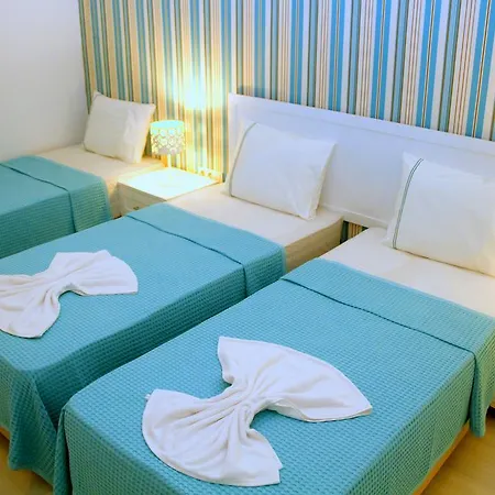 Yazar 3* İstanbul