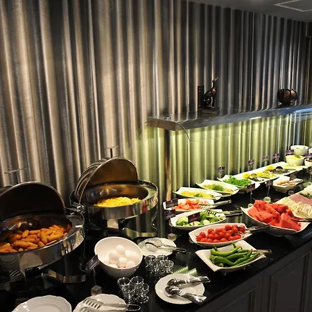 Hotel Le Petit Palace - Special Category
