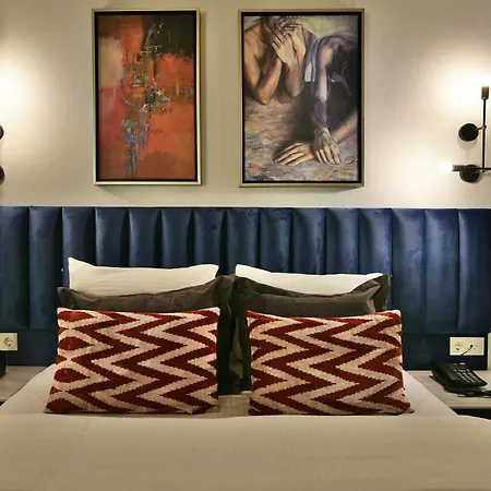 Life 4* Istanbul