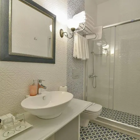 Hotel Life 4*