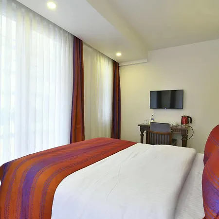 Hotel Life 4*