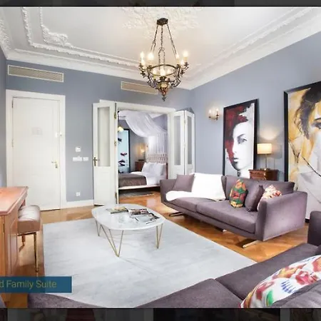 Lina Taksim Pera Hotel 4*