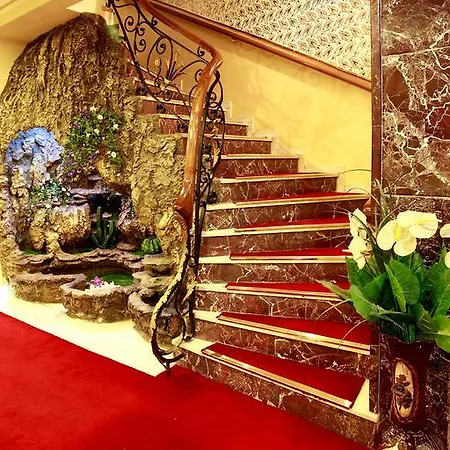 Hotel Elan Pera