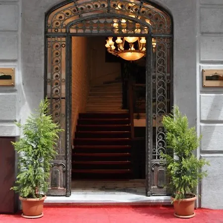 Atik Otel