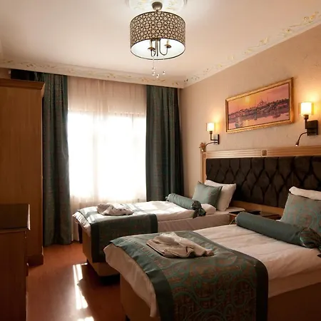 Blue Tuana Old City 3*