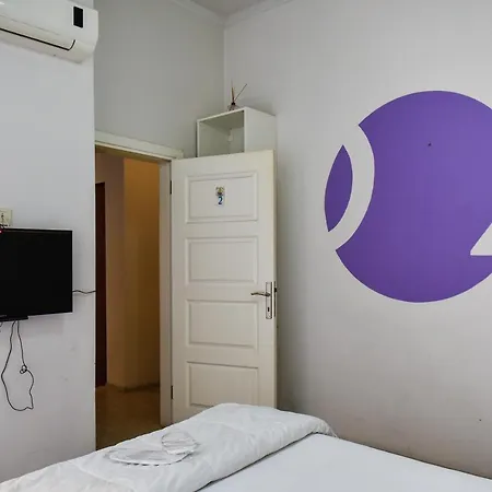 Corner Living Space Bed & Breakfast 3*