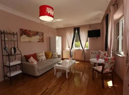Oda ve Kahvaltı Yesim Suites 3*
