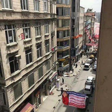 Kamondo Konukevi 2*