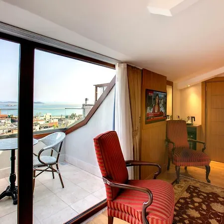 Acra - Special Category Hotel