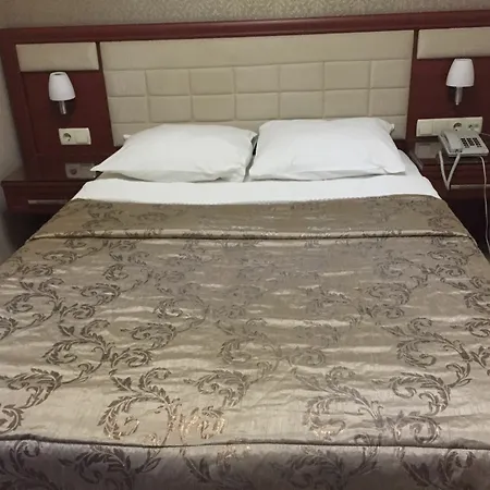 Pen Hotel 3*