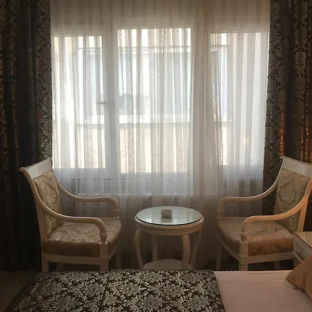 Pen Hotel 3*