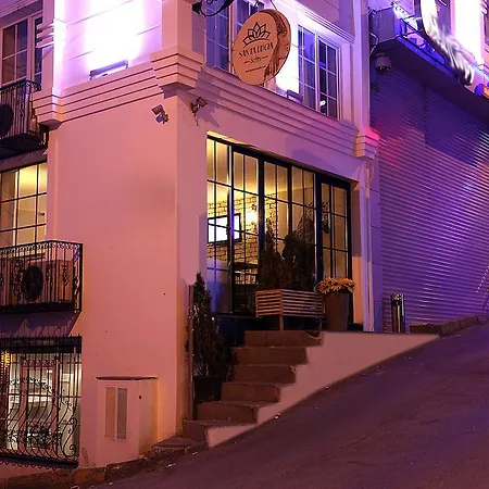Hotel Taksim Santa Lucia 3*