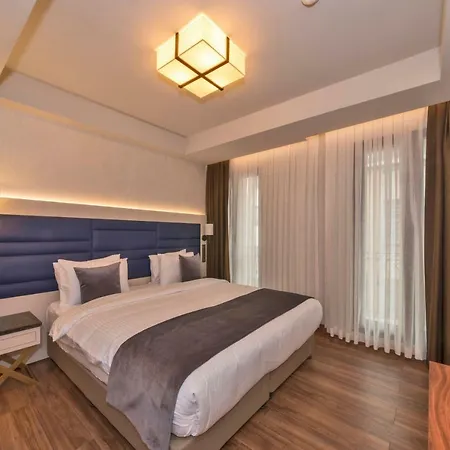 Golden Royal & 4* Istanbul