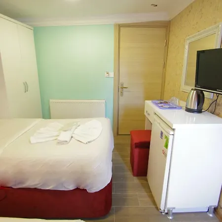 Hotel Grand Fm