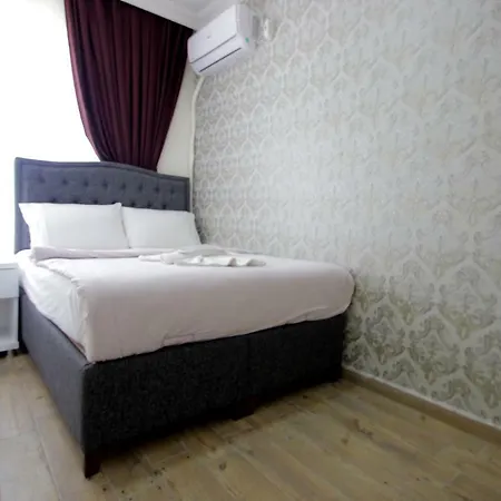 Grand Fm Hotel Istanboel