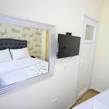 Hotel Grand Fm Istanboel