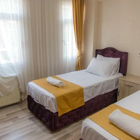 Hotel Oez Duenya *