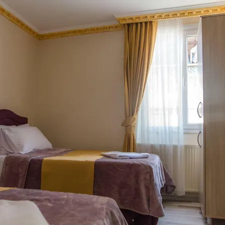 Hotel Oez Duenya *