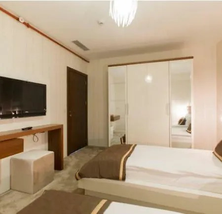 Golf Royal Apartment Istanbul