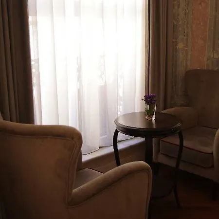Meroddi Bagdatliyan Hotel Istambul