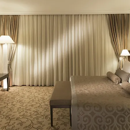 מלון Kaya Fair & Convention 5*