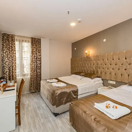 Grand Pamir Hotel 3*