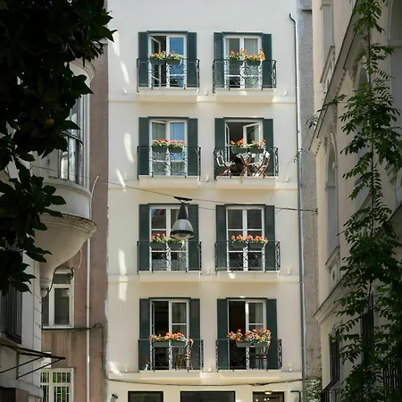 Hotel Pera Neuf