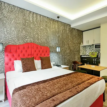 Taksim Celebi Apart Otel 5*