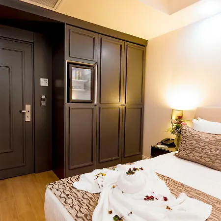 Antusa Design & Hotel