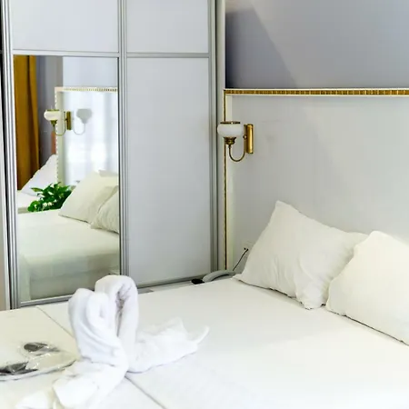 Dolce Aparthotel Istanbul