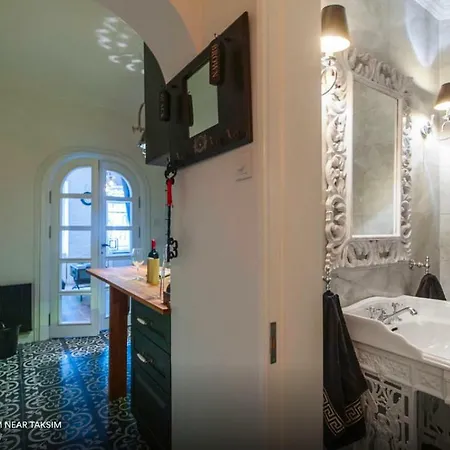 Apartment Hidden Garden Suites *