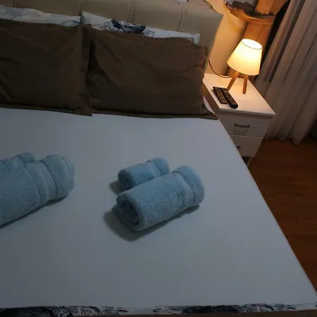 Blue Bed & Breakfast *